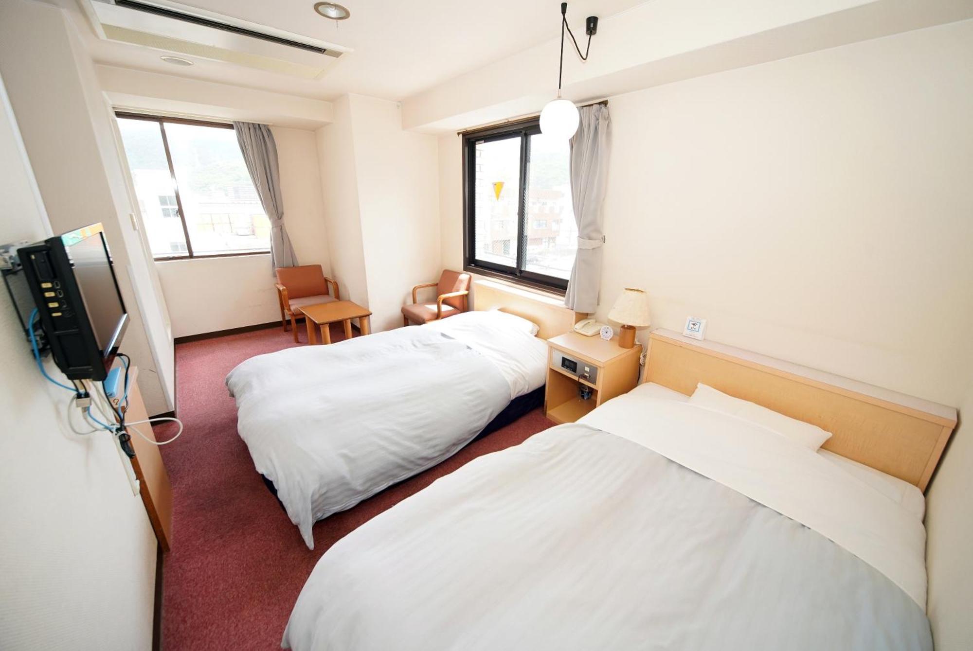 Hotel Port Tower 2*